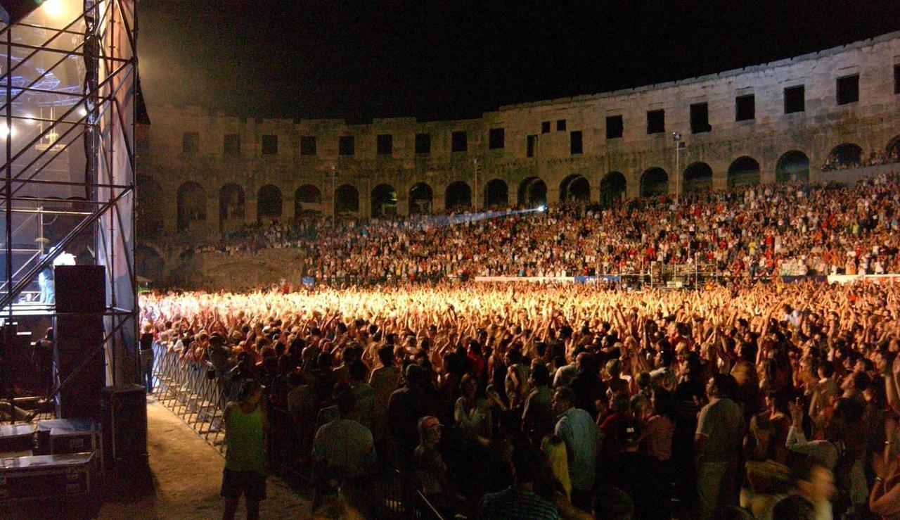 Candler's Old Town Pula
